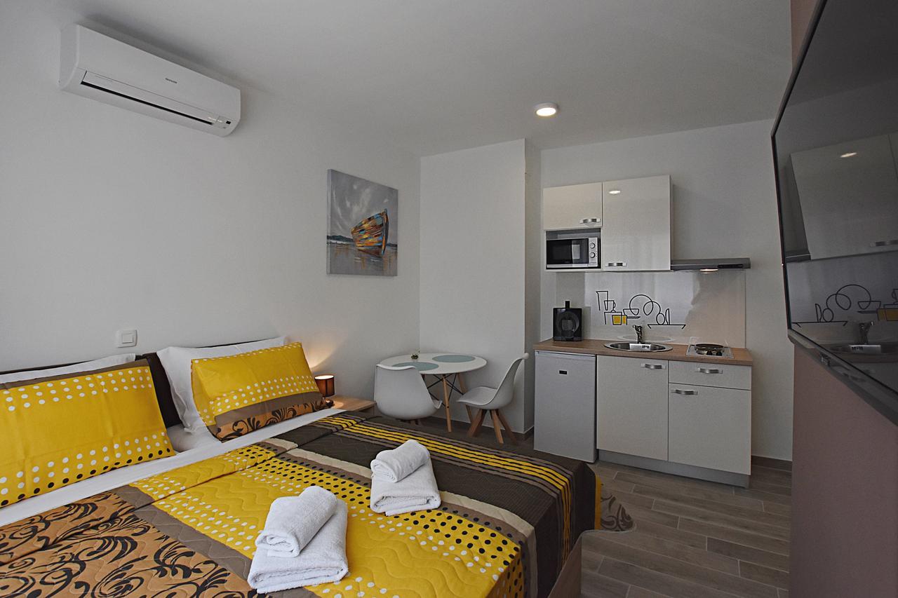 Borna & Roko Apartments Free Parking Zadar Exterior foto